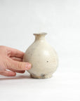 White Vase - Shigeyoshi Morioka