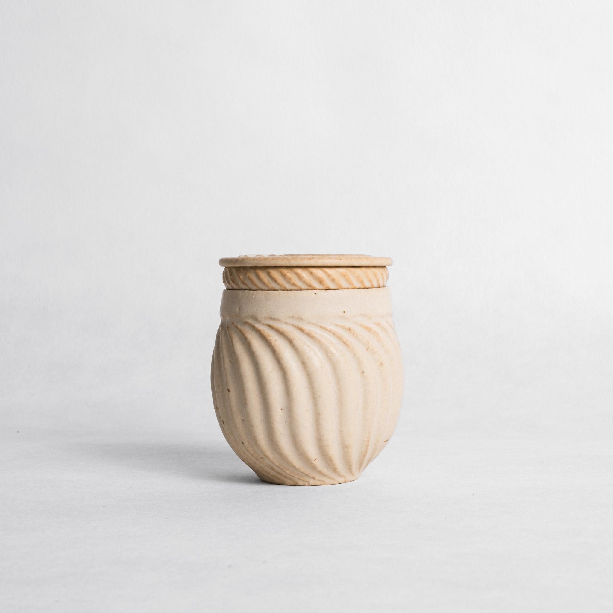 Carved tea strainer cup - Shintaro Enami