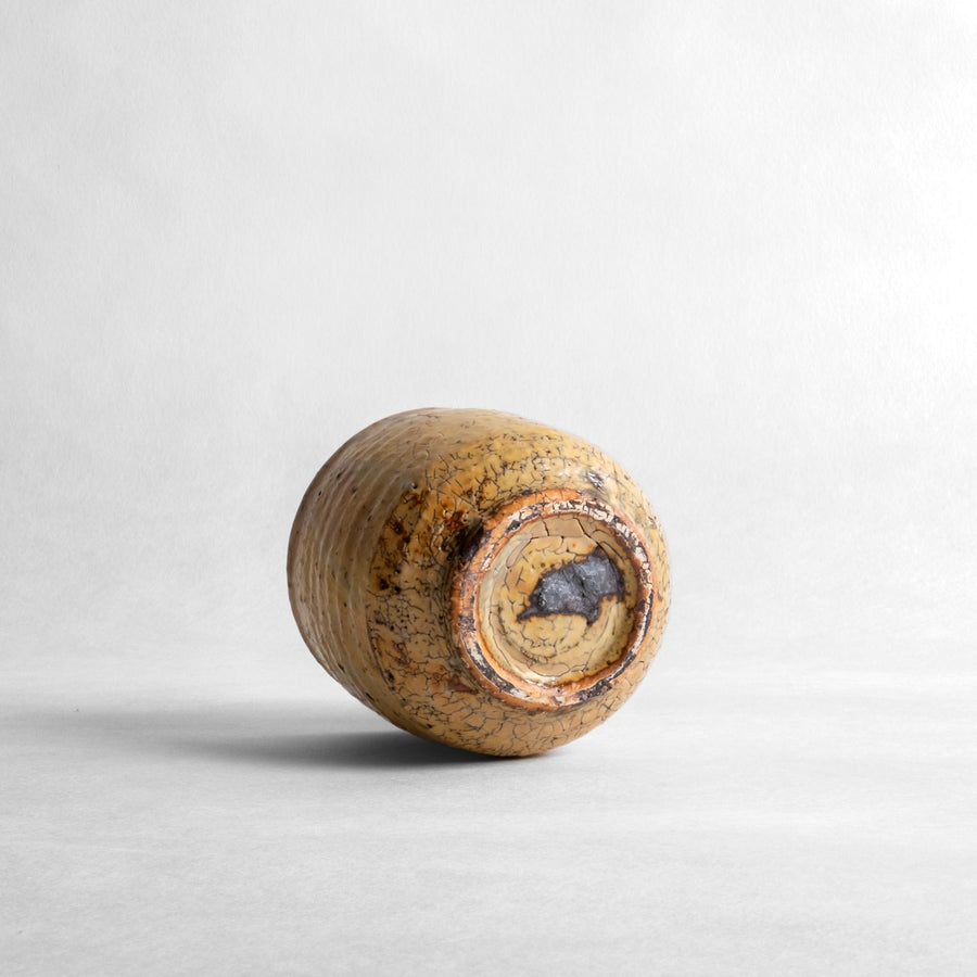 Asahikawa tea cup (beige crackle) - Kazuhiko Kudō
