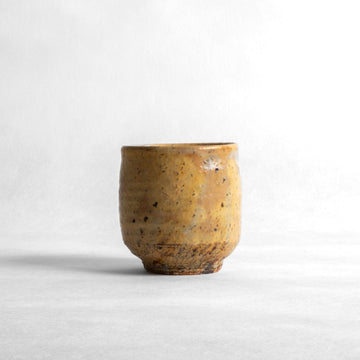 Asahikawa tea cup (beige crackle) - Kazuhiko Kudō