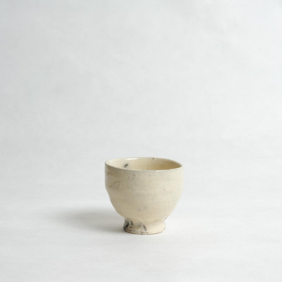 White Slip Glaze Yunomi - Shigeyoshi Morioka
