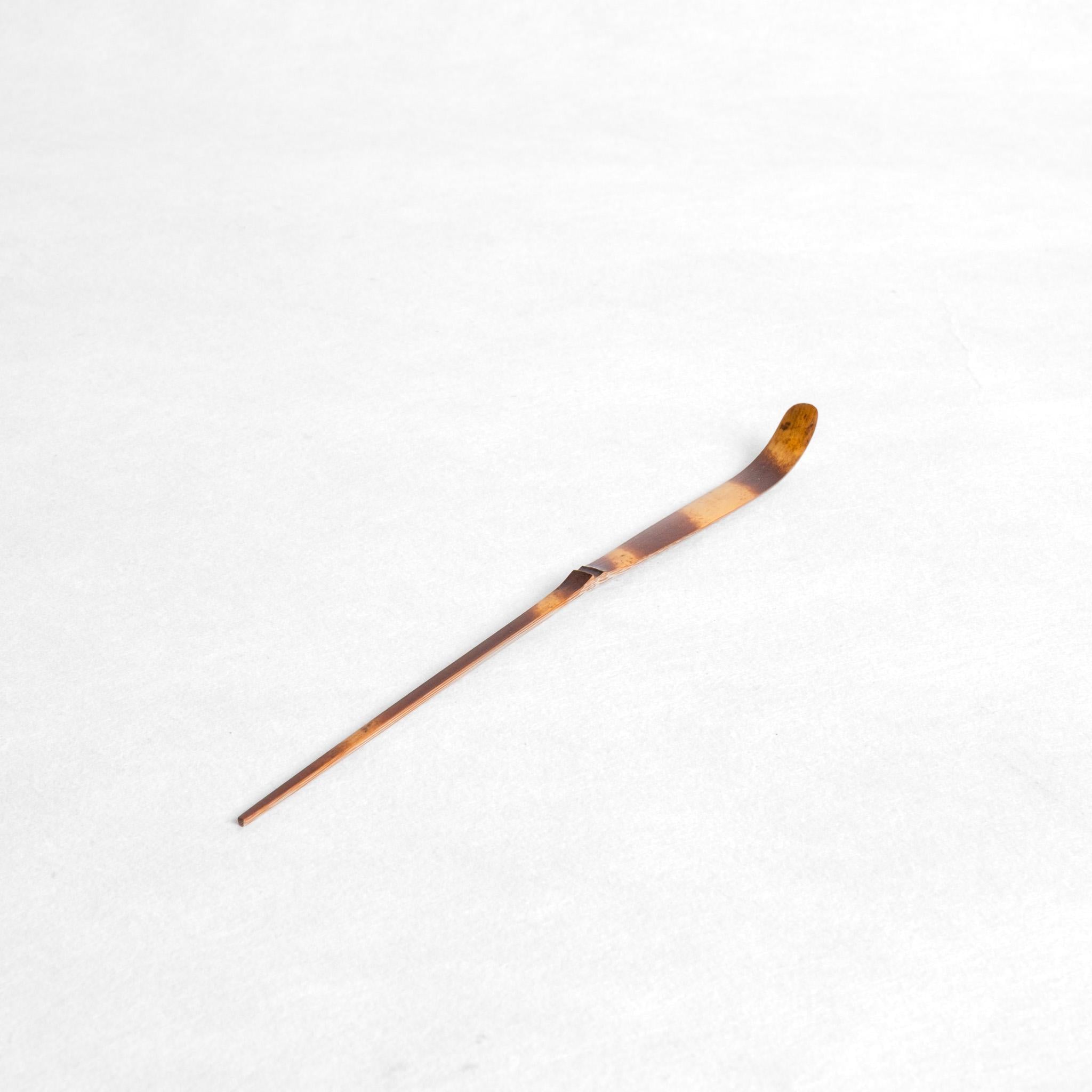 Susutake Chinese Style Chashaku (R) - Toru Hatsuta