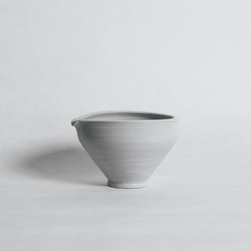 Hakuji Spouted Chawan - Yoshiyuki Shimizu