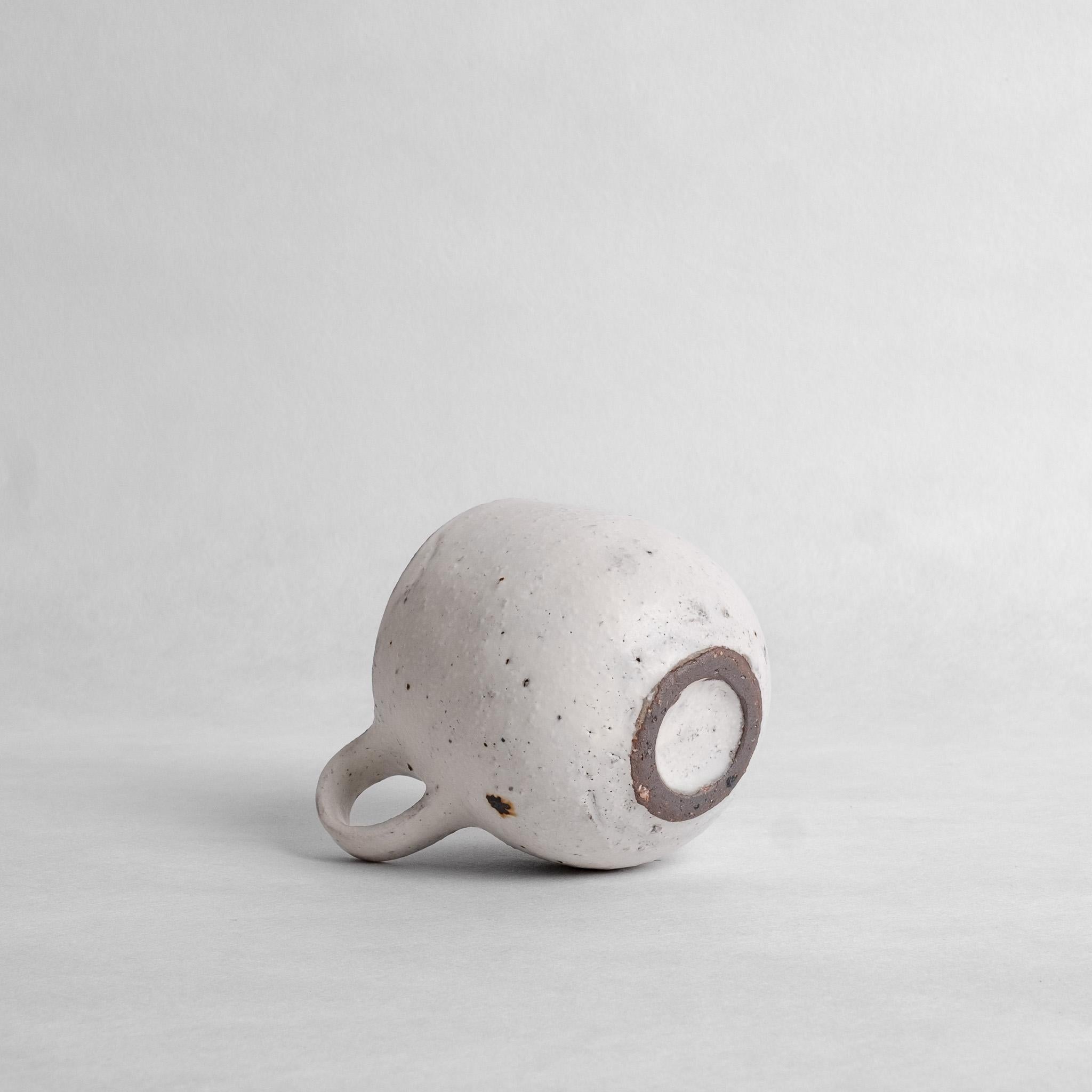 White Uzura Mug - Naoko Murakami