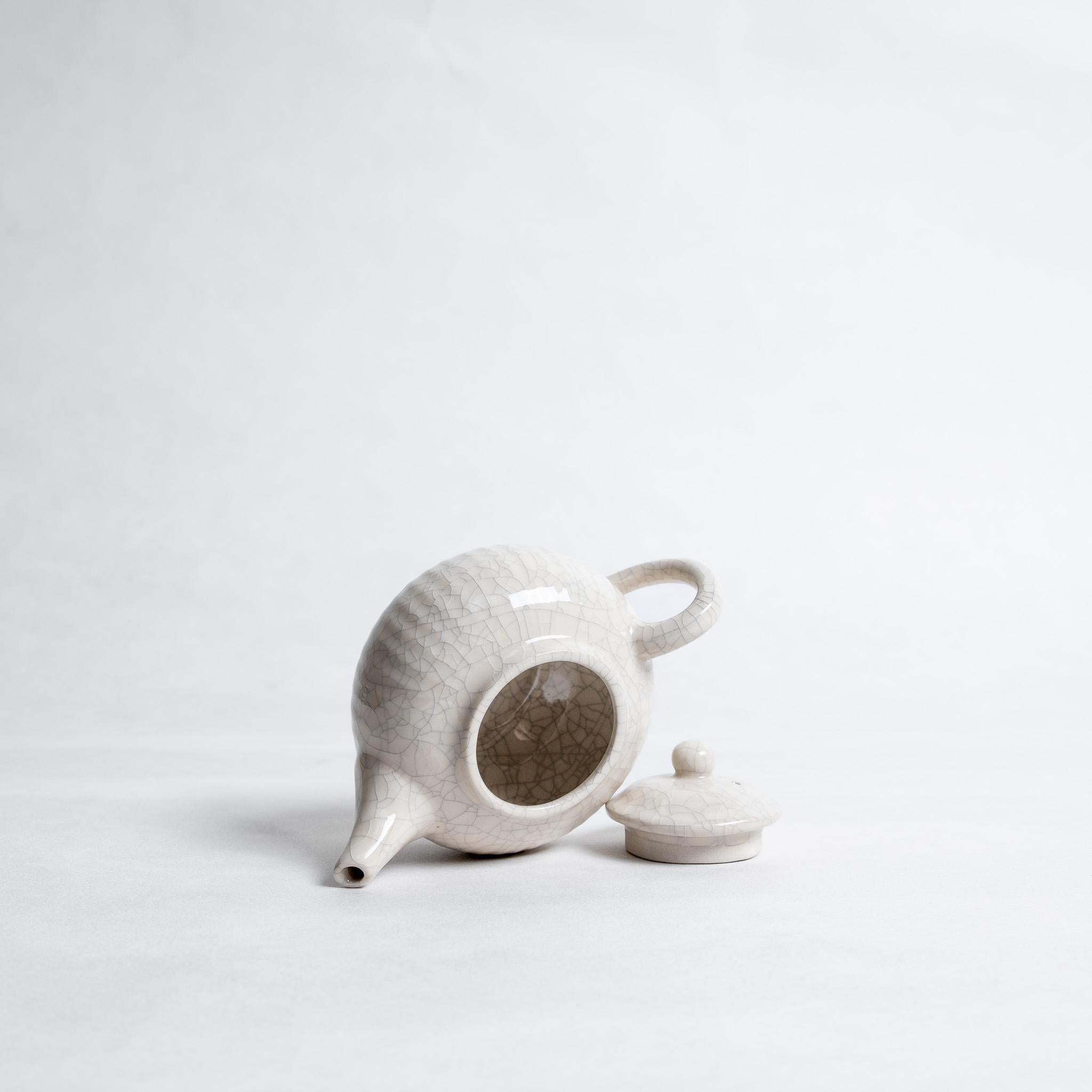 Sogi White Tea Pot
