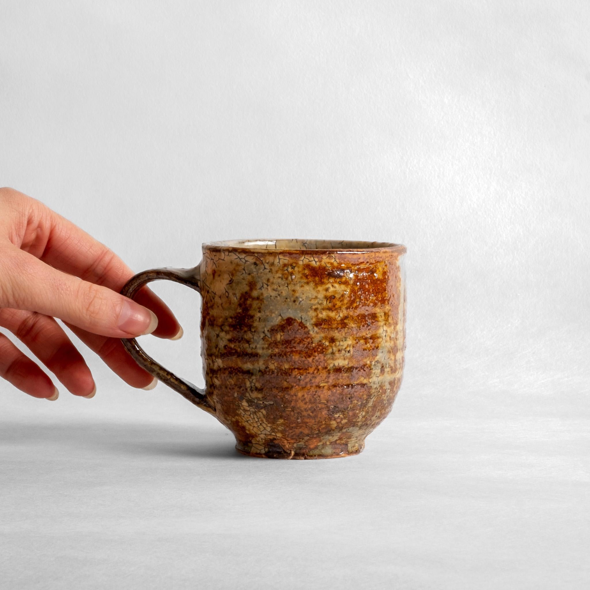 Asahikawa Mug (beige Crackle) - Kazuhiko Kudō