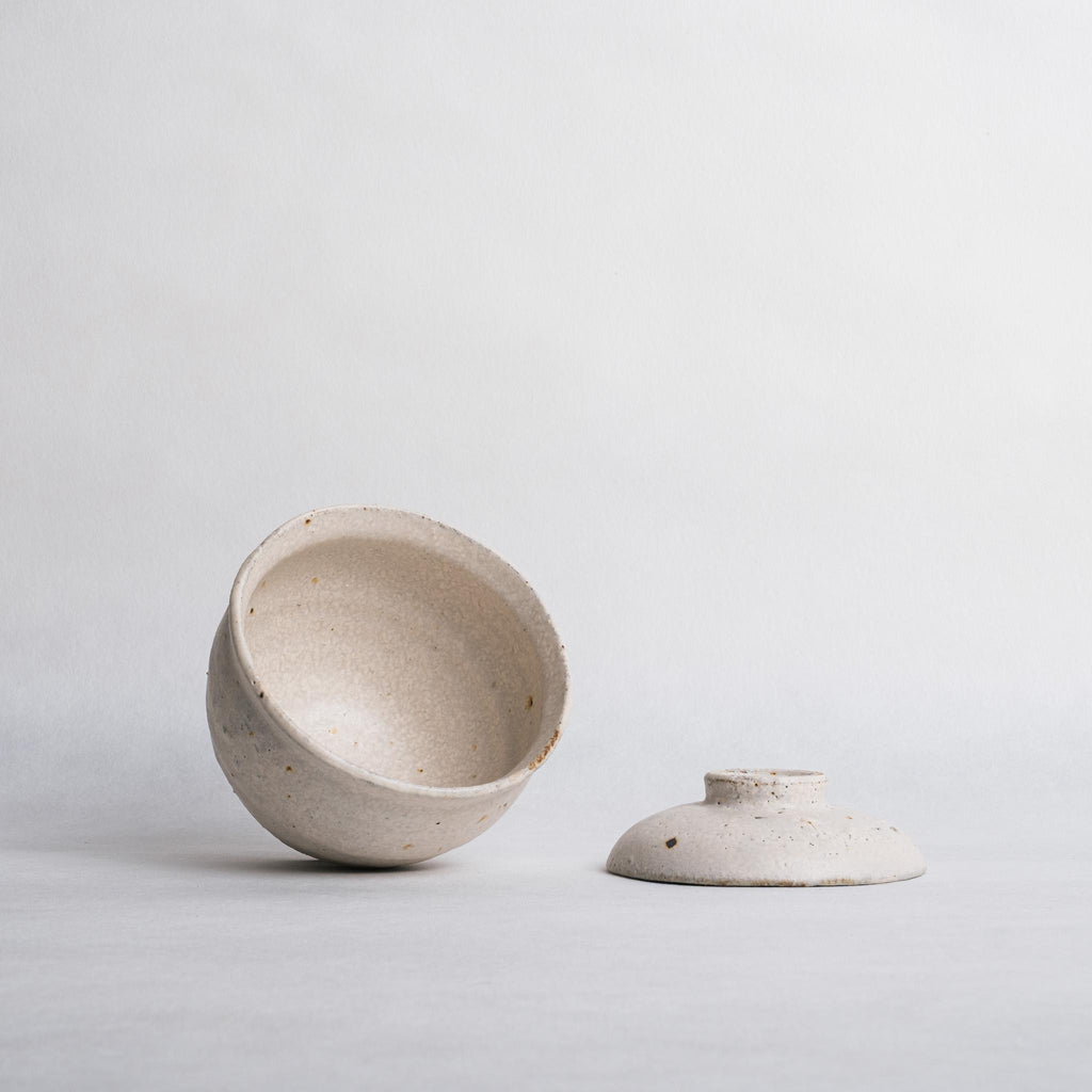 White Lidded Cup - Naoko Murakami