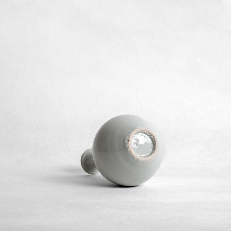 Hakuji Vase - Yoshiyuki Shimizu
